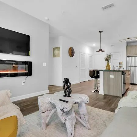 Ferienwohnung North Atlanta Oasis - 6 Guests - Balcony - Pool - Free Parking And Wifi